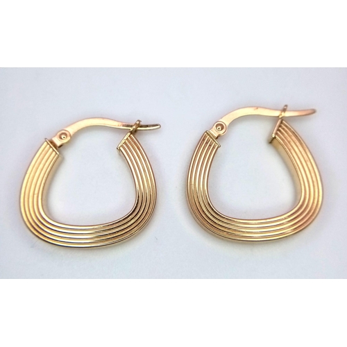 583 - PAIR OF 9K YELLOW GOLD FANCY CREOLE HOOP EARRINGS, NEW AND UNWORN 1.5G