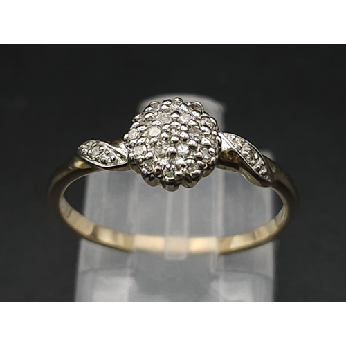 590 - 9K YELLOW GOLD DIAMOND CLUSTER RING 0.10CT

WEIGHT: 1.4G 
SIZE M