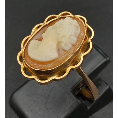 679 - A VINTAGE 9K ROSE GOLD CAMEO RING, WEIGHT 3.3G SIZE Q