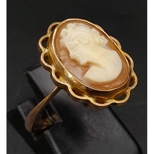 679 - A VINTAGE 9K ROSE GOLD CAMEO RING, WEIGHT 3.3G SIZE Q