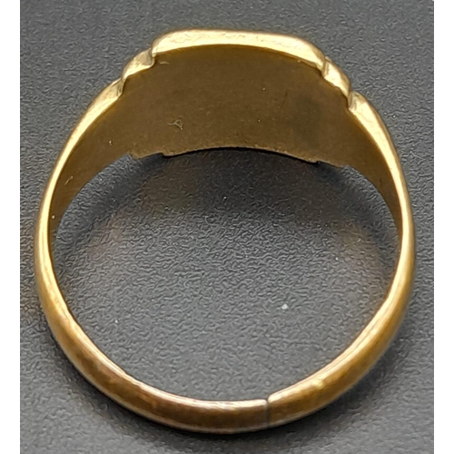 734 - A VINTAGE 9K GOLD GENTS SIGNET RING WITH INITIALS FN  .  5.4gms   size U