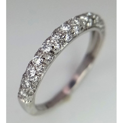 321 - 18K WHITE GOLD 3 ROW DIMAOND RING 0.50CT APPROX 
(1 SMALL DIMAOND MISSING NOT NOTICABLE) 

1.7G SIZE... 