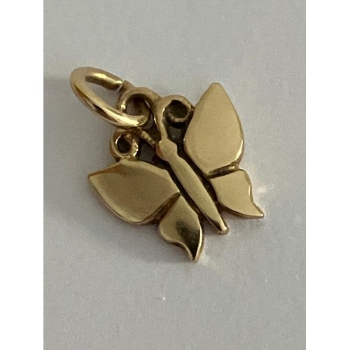 70 - 9 carat GOLD BUTTERFLY CHARM. Full UK hallmark. 0.85 grams.