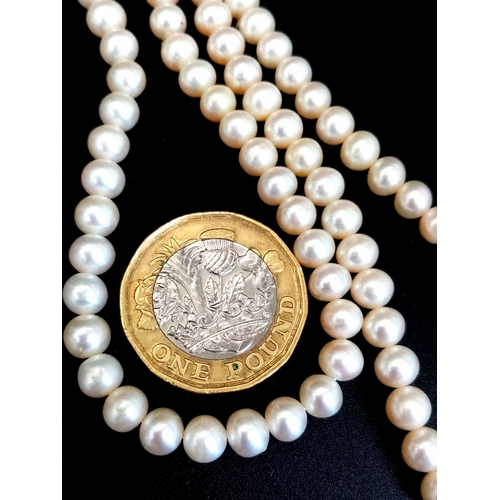 693 - 14K YELLOW GOLD CLASPED REAL PEARL NECKLACE 

46CM IN LENGTH.