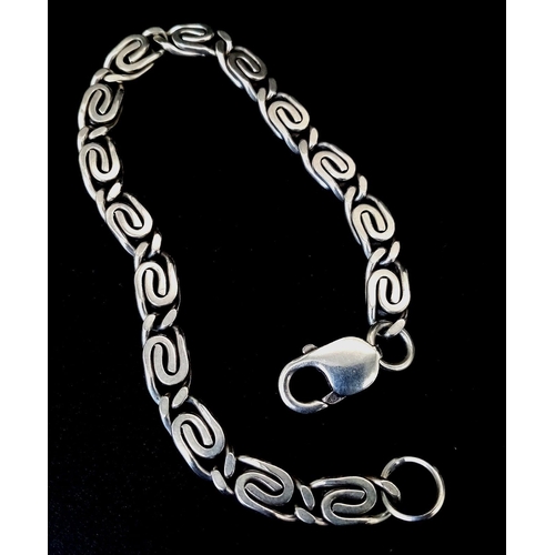 721 - STERLING SILVER FANCY LINK BRACELET 

WEIGHT: 21G