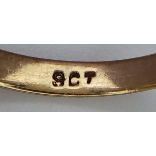 582 - A Vintage 9K Yellow Gold Initialled Signet Ring. Size I. 2.26g weight.