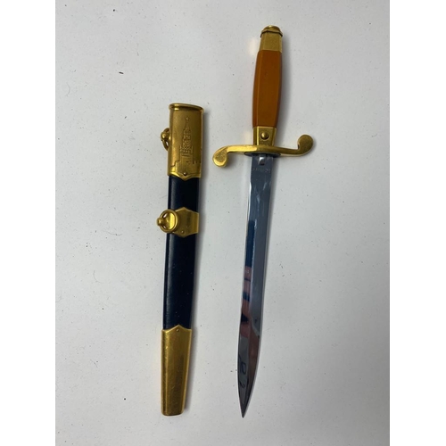 770 - A 1957 Russian Army Officers Dagger with Scabbard. Markings on both sides of the blade - 34cm. ML301