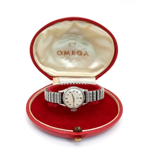 344 - A Vintage (1950s) Omega Ladies Watch. Expandable bracelet. Steel case - 20mm. Mechanical movement in... 