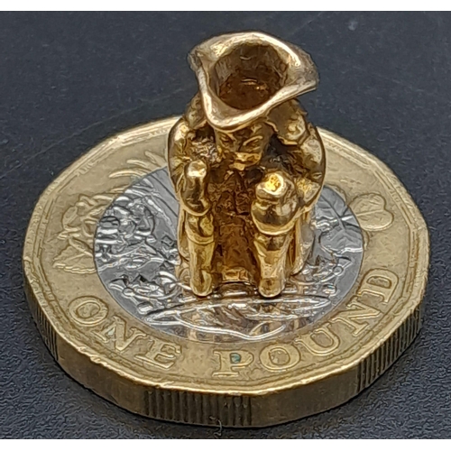1687 - A VINTAGE 9K YELLOW GOLD TOBY JUG CHARM/PENDANT, WEIGHT 2.6G, FULL UK HALLMARKS