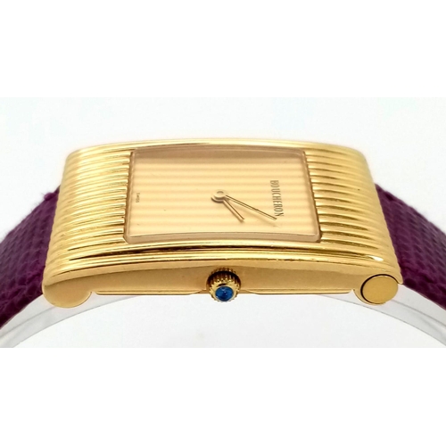 590 - A Sophisticated Boucheron 18K Gold Ladies Quartz Watch. Purple leather strap. Rectangular case - 24m... 