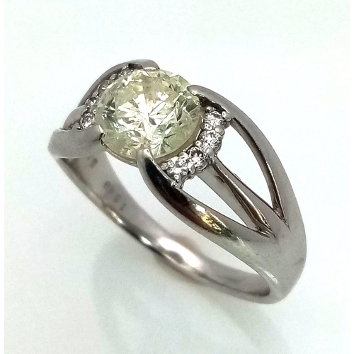 500 - A Platinum Diamond Ring. 1.54ct Diamond. Total weight 7.7g. Size Q