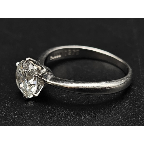 190 - A 1.275ct DIAMOND SOLITAIRE RING IN PLATINUM .4.2gms   size K