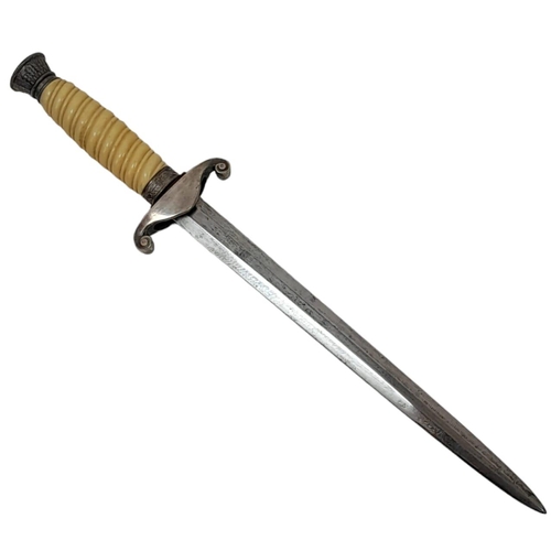 26 - A 3rd Reich Heer (Army) Officers Dagger. Maker: Paul Seilheimer.