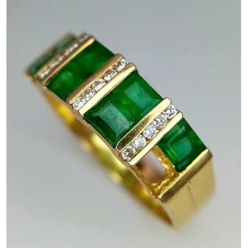 125 - An18kt Yellow Gold Diamond & Emerald Ring.
(1 Stone Missing)
W: 4.4g
Size N