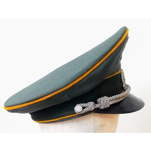 75 - A 3rd Reich Heer (Army) Cavalry Officers Visor Cap.