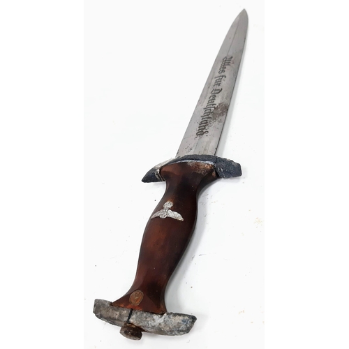 89 - 3rd Reich S.A Dagger & Hanger Rzm M7/91 for the maker: Carl Spitzer, Malsch.
This dagger was found i... 