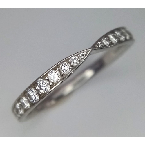 254 - A platinum TIFFANY ring with brilliant, round cut diamonds , size: N, weight: 2.8 g. 14213