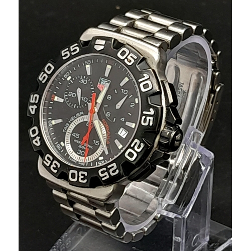 373 - A Tag Heuer Formula 1 Chronograph Gents Quartz Watch. Stainless steel strap and case - 42mm. Black d... 