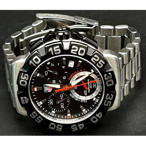 373 - A Tag Heuer Formula 1 Chronograph Gents Quartz Watch. Stainless steel strap and case - 42mm. Black d... 