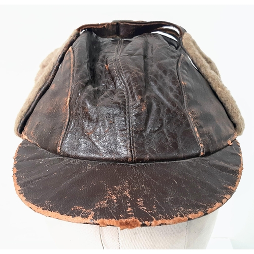 488 - WW2 U.S.A.A.F Leather Flight Cap.