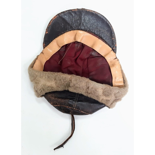 488 - WW2 U.S.A.A.F Leather Flight Cap.