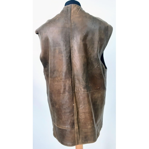 622 - WW2 British Leather Jerkin Dated 1941. 
Very good condition for its age, the best I have seen in a l... 