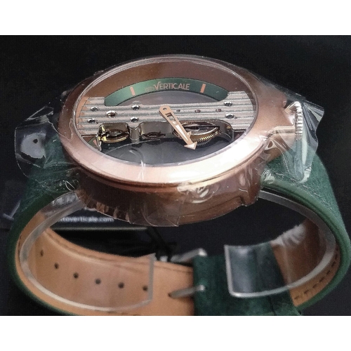 787 - A Verticale Mechanical Gents Watch. Green leather strap, Gilded open case -42mm. Top winder. As new,... 