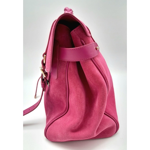 109 - A MULBERRY OVERSIZED ALEXA SUEDE SATCHEL - Pink. A luxurious Suede with a velvet nap and a soft hand... 