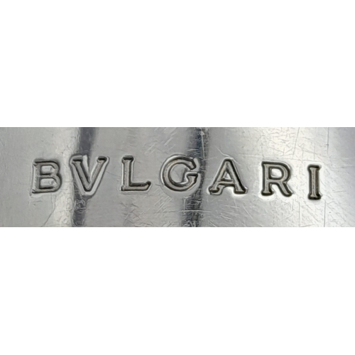 359 - A Bulgari BB33 Quartz Gents Watch. Stainless steel bracelet and case - 33mm. Black dial with date wi... 