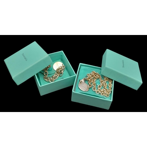 555 - A Tiffany and Co. Sterling Silver Choker and Bracelet Set. Comes with original Tiffany packaging and... 