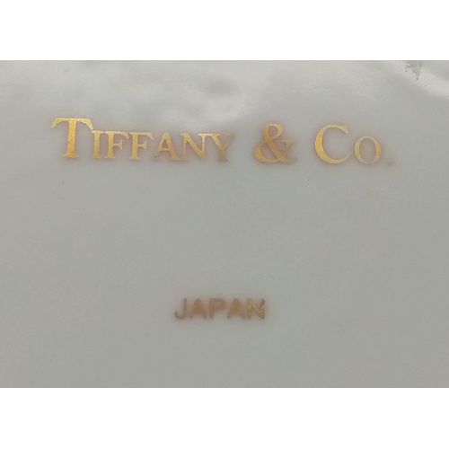 696 - A Superb Tiffany & Co. Porcelain ‘Countries of World’ Trinket Pot. 9.8cm Diameter.