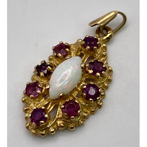 1117 - A VERY PRETTY OPAL AND AMETHYST PENDANT SET IN 9K GOLD .  1.6gms