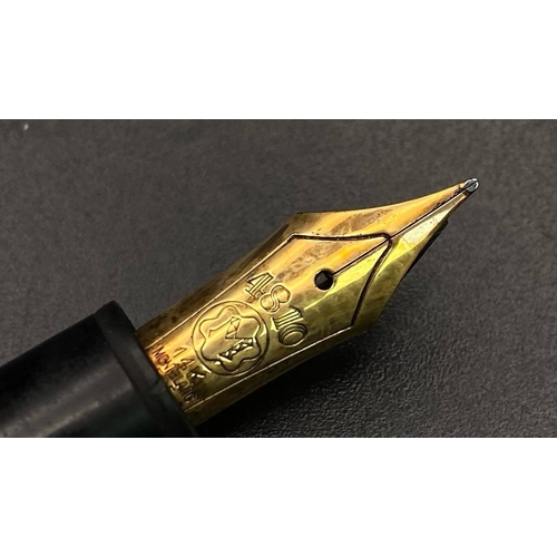 285 - A Montblanc Meisterstuck No.146 Fountain Pen with 14K Gold Nib. Ref: 14221