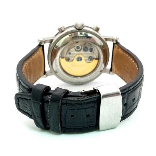 811 - An Ingersoll Chronograph Gents Watch. Black leather strap. Stainless steel case - 43mm. White dial w... 