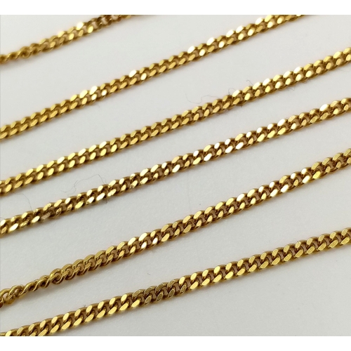 59 - An 18K Yellow Gold Small Curb Link Necklace. 44cm. 3.4g weight.