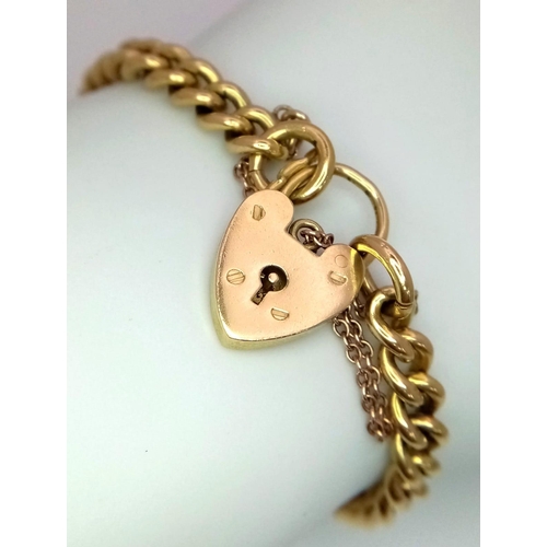 25 - A Vintage Possibly Antique 18K Yellow Gold Bracelet with Heart Clasp. Multiple hallmarks on links. 1... 