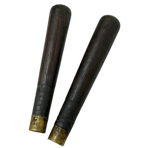 600 - WW1 1916 Dated British Pioneers Folding Saw in leather case.