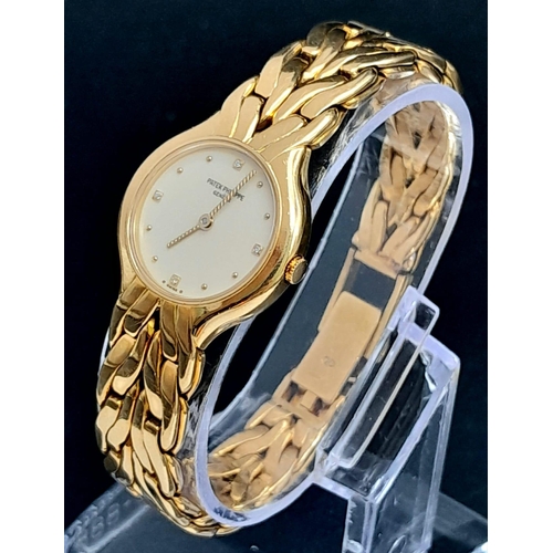 565 - A Glorious 18K Yellow Gold Patek Philippe 'La Flamme' Ladies Watch. 18k gold bracelet and case - 23m... 