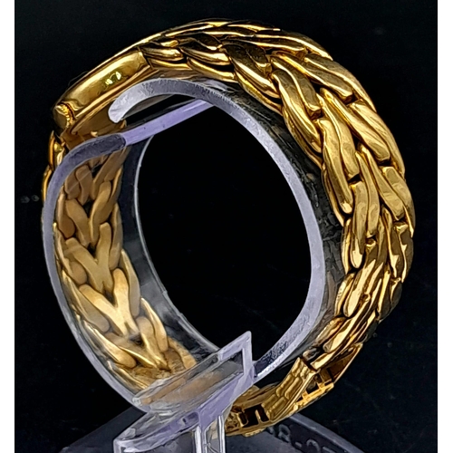 565 - A Glorious 18K Yellow Gold Patek Philippe 'La Flamme' Ladies Watch. 18k gold bracelet and case - 23m... 