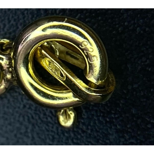 583 - 1977 Silver Gilt Jubilee Ingot Pendant Necklace. 
46cm Length Sterling Silver Gilt Chain. 
31.25 Gra... 