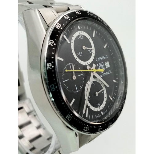 544 - An Automatic Tag Carrera Chronograph Gents Watch. Stainless steel strap and case - 42mm. Black dial ... 
