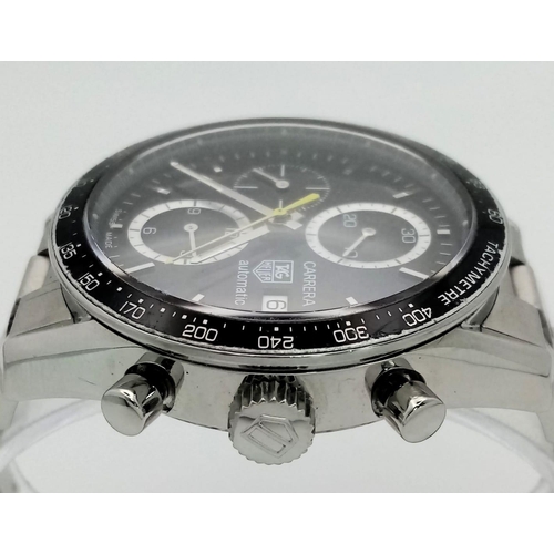 544 - An Automatic Tag Carrera Chronograph Gents Watch. Stainless steel strap and case - 42mm. Black dial ... 