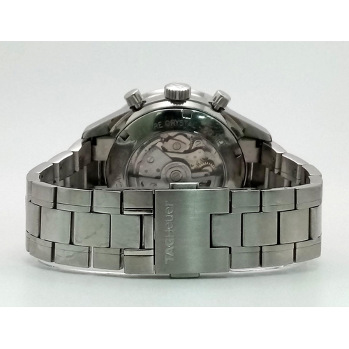 544 - An Automatic Tag Carrera Chronograph Gents Watch. Stainless steel strap and case - 42mm. Black dial ... 