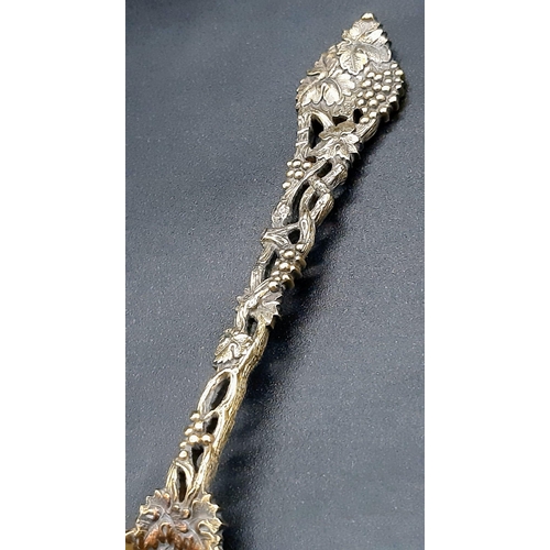 962 - A Vintage Ornate Gilded 925 Silver Spoon. Hallmarks for London 1967. Makers mark of C.J. Vander. 13c... 