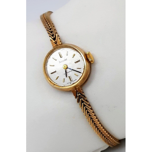 59 - A Vintage 9K Yellow Gold Accurist Ladies Watch. 9K gold bracelet and case - 18mm. Mechanical movemen... 