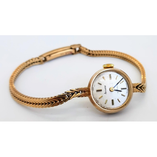 59 - A Vintage 9K Yellow Gold Accurist Ladies Watch. 9K gold bracelet and case - 18mm. Mechanical movemen... 