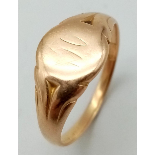 155 - A Vintage 18K Yellow Gold Signet Ring. Size T/U. 4.32g weight.