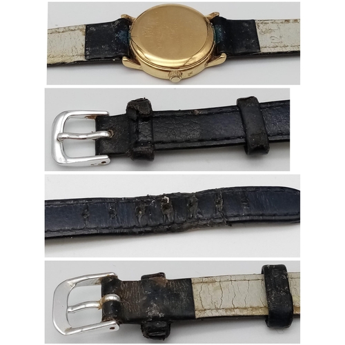 394 - A Vintage Raymond Weil 18K Gold Plated Ladies Watch. Blue leather strap (worn). Gold plated case - 2... 