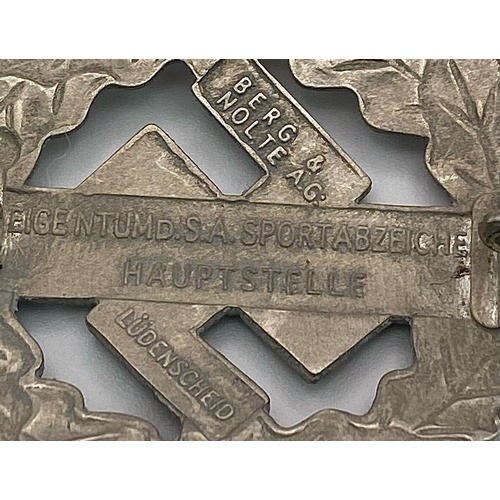 622 - 3rd Reich 1st Pattern S.A Silver Sports Badge. Maker Berg & Nolte.