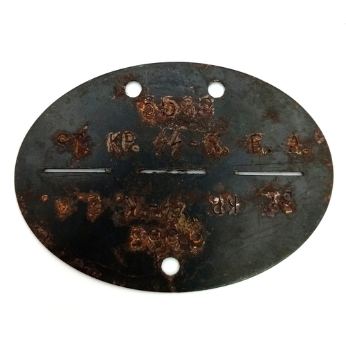 693 - WW2 German Waffen SS Dog Tag.